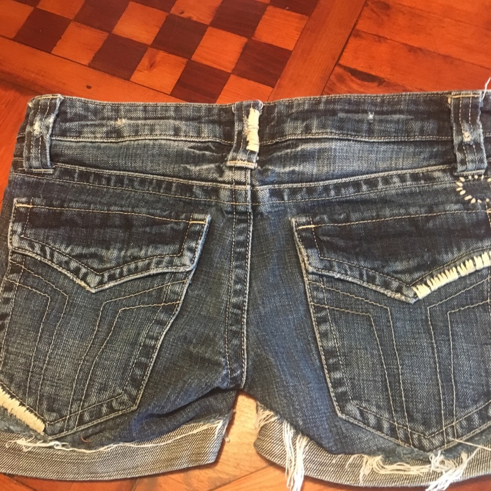 Super cute blowfish shorts